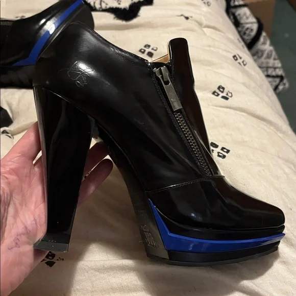 Patent leather platform toe Trinity Zion Fluevog Shoes- Stunning! Worn twice? - Picture 5 of 14